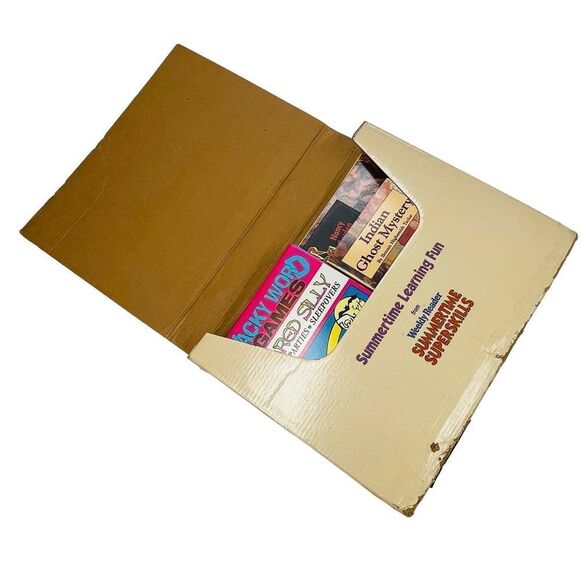 Vintage Weekly Reader Summer Superskills Reading Kit - Picture 3 of 16